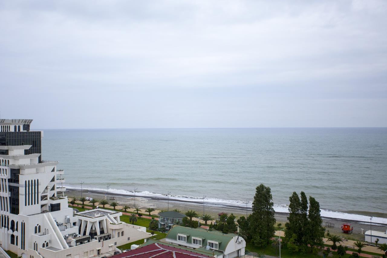 Apartment Natalia Sea Towers Batumi Esterno foto