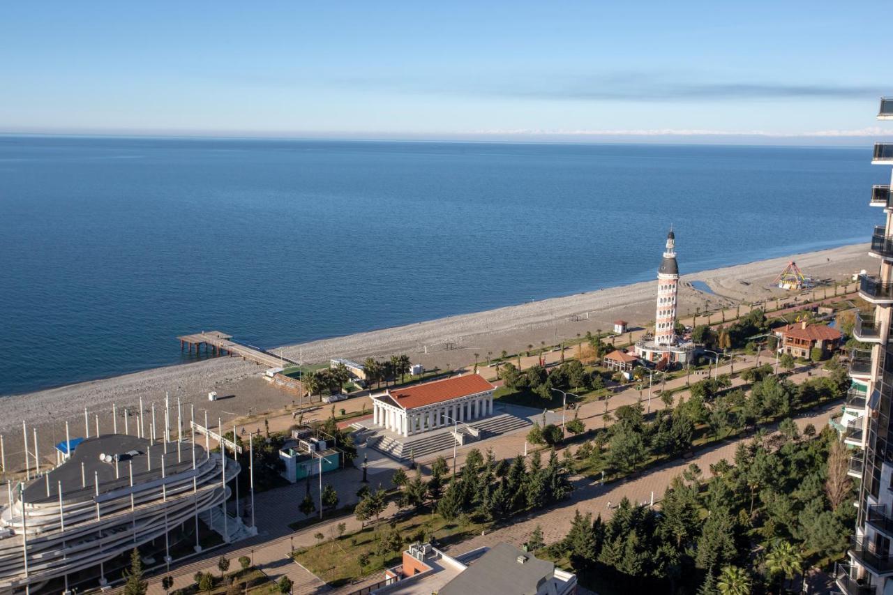 Apartment Natalia Sea Towers Batumi Esterno foto