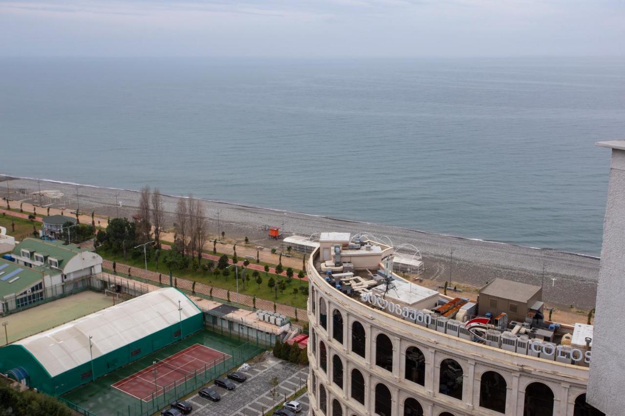 Apartment Natalia Sea Towers Batumi Esterno foto