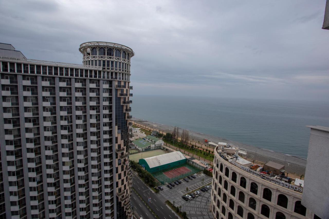 Apartment Natalia Sea Towers Batumi Esterno foto